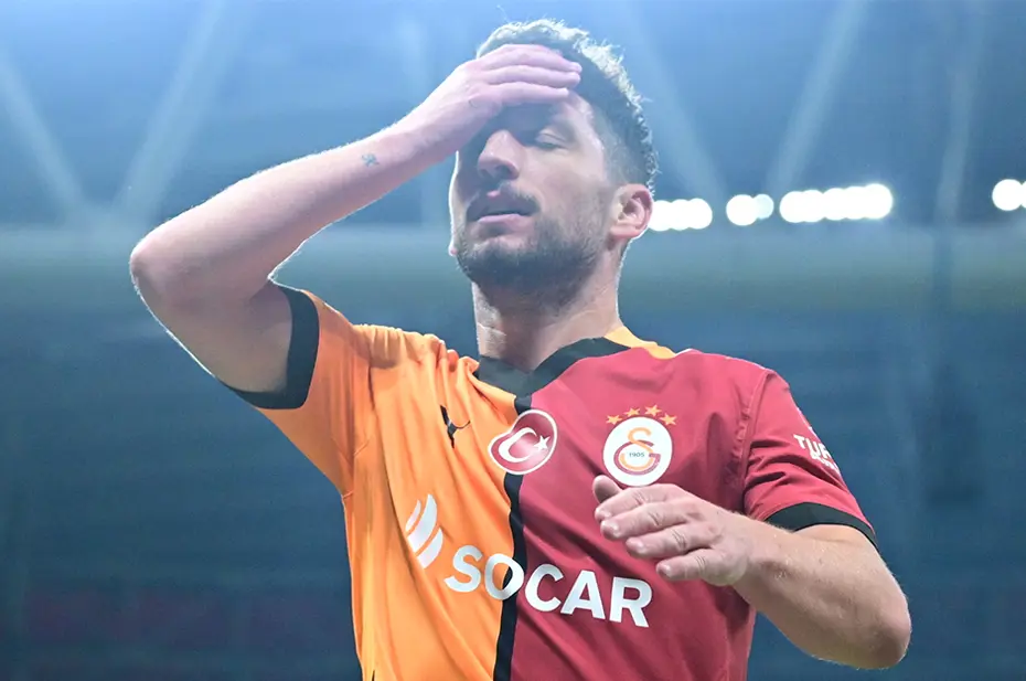 Tugay Kerimoğlu, Okan Buruk'un tartıştığı Galatasaraylı yıldızın ismini açıkladı - 6 Tugay Kerimoğlu, Okan Buruk'un tartıştığı Galatasaraylı yıldızın ismini açıkladı - 6