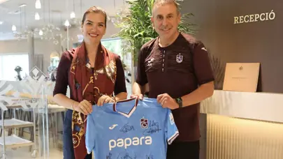 Büyükelçi Ekşioğlu'dan Trabzonspor kampına ziyaret