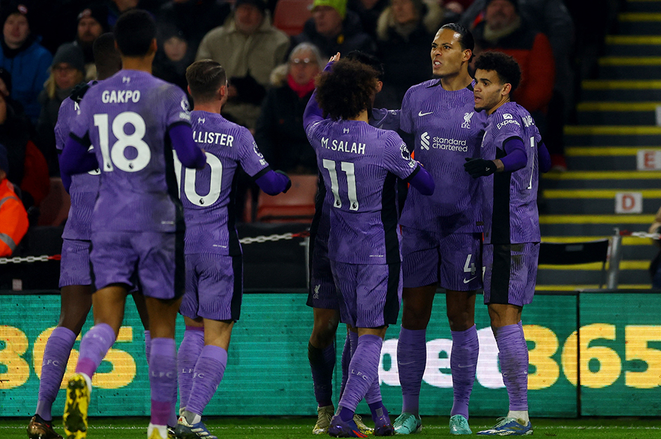 Liverpool zirve takibini sürdürdü