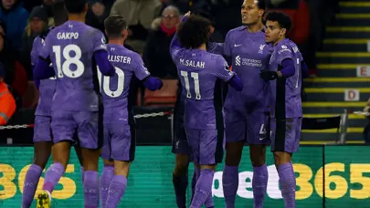 Liverpool zirve takibini sürdürdü