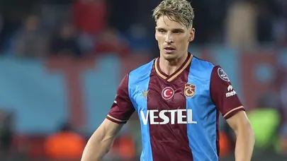 Trabzonspor'da Jens Stryger Larsen hastaneye kaldırıldı
