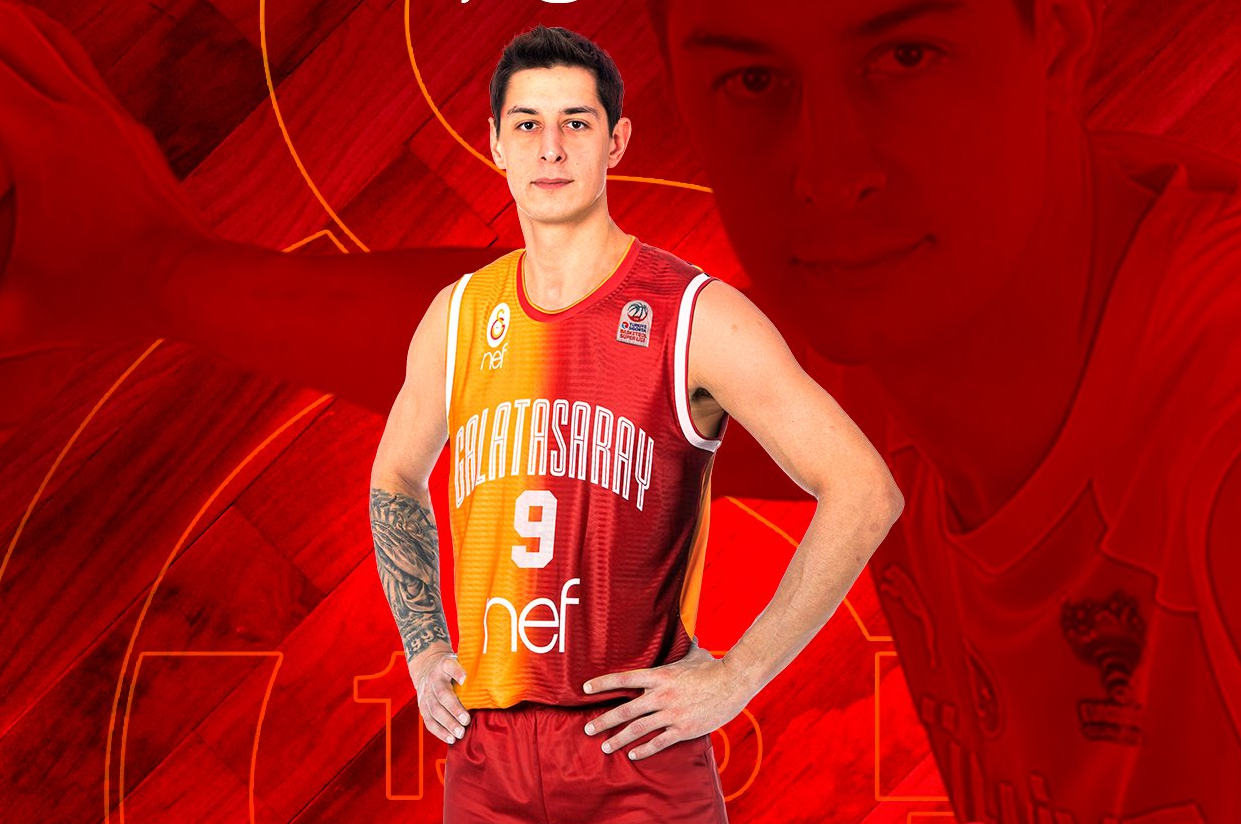 Fenerbahçe'den Galatasaray'a ikinci transfer