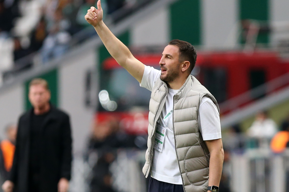 Konyaspor Teknik Direktörü Ali Çamdalı'dan Galatasaray maçı açıklaması