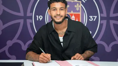 Fenerbahçe'den ayrılan Joshua King, yeni takımına imzayı attı Fenerbahçe'den ayrılan Joshua King, yeni takımına imzayı attı