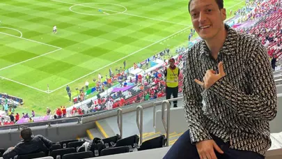 Mesut Özil'den Azerbaycan'da alkış tufanı koparan Arda Güler cevabı