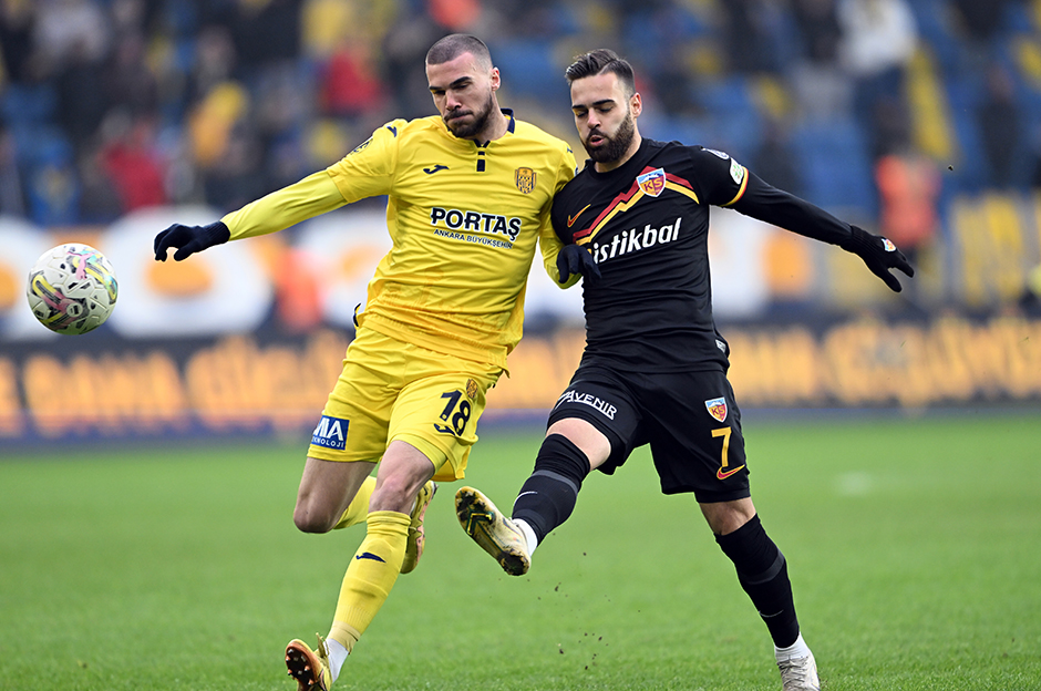 Ankaragücü geriden gelip üç puanı kazandı