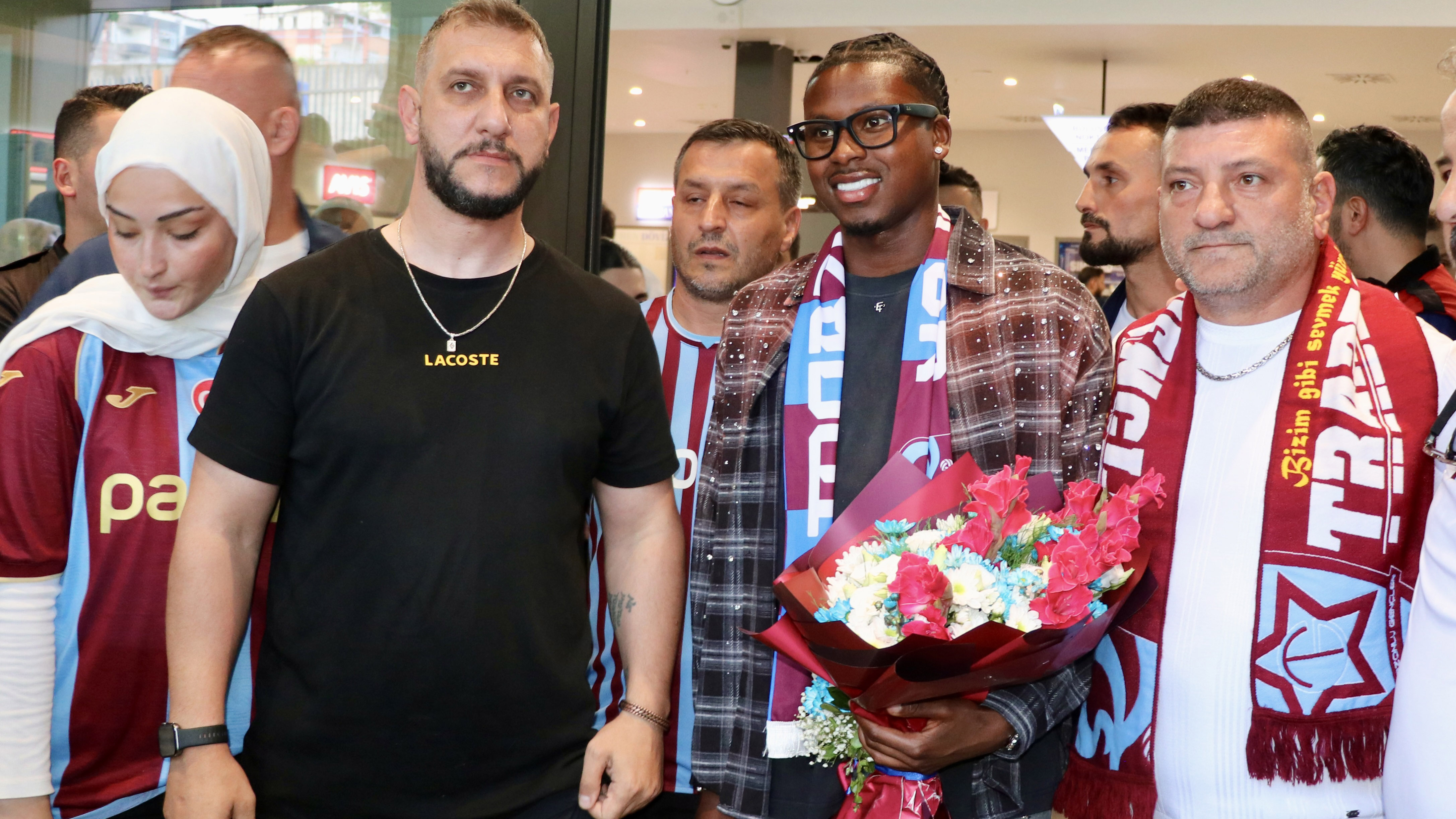 Trabzonspor'un yeni transferi Sidny Lopes Cabral, şehre geldi