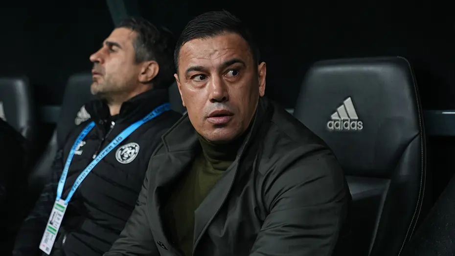 Soruyu duyan Çağdaş Atan'ın kan beynine sıçradı: "Fırça mı attın anlamadım" - 3 Soruyu duyan Çağdaş Atan'ın kan beynine sıçradı: "Fırça mı attın anlamadım" - 3