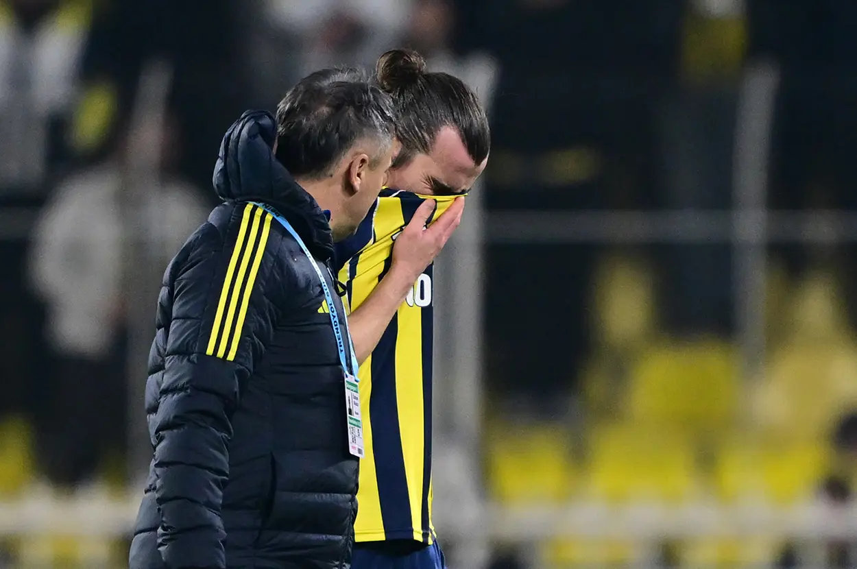 Fenerbahçe'den 4 futbolcu için sakatlık açıklaması: Son durumları netleşti