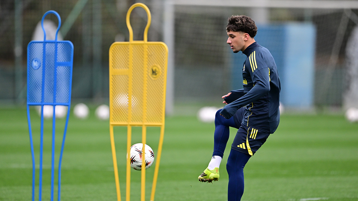 Çağrı Balta, mayıs ayında 18 yaşına girse de Fenerbahçe'de maça çıkamayacak.