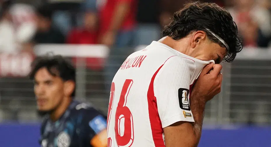 A Milli Takım'da dev yıkım! Paraguay yenilgisinin ardından sahayı gözyaşlarıyla terk ettiler - 9