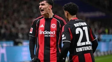 Frankfurt duraklamada öne geçip yıkıldı: Can Uzun, 3,5 ay sonra gol attı