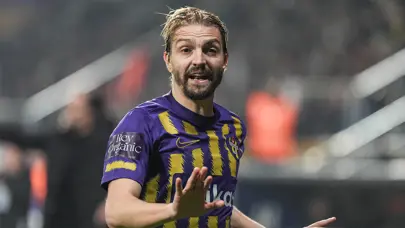 Caner Erkin yarın kariyerinin 10. takımına imza atıyor