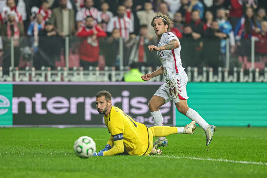 Azerbaycan'dan Peru'ya Samsunspor dillerde: "Sansasyonel bir şekilde zirveye yerleşti" - 4