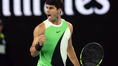 Carlos Alcaraz rekoru kırdı: Avustralya Açık'ta tarihe geçen şampiyonluk