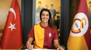 Galatasaray'da savunmaya tecrübeli stoper