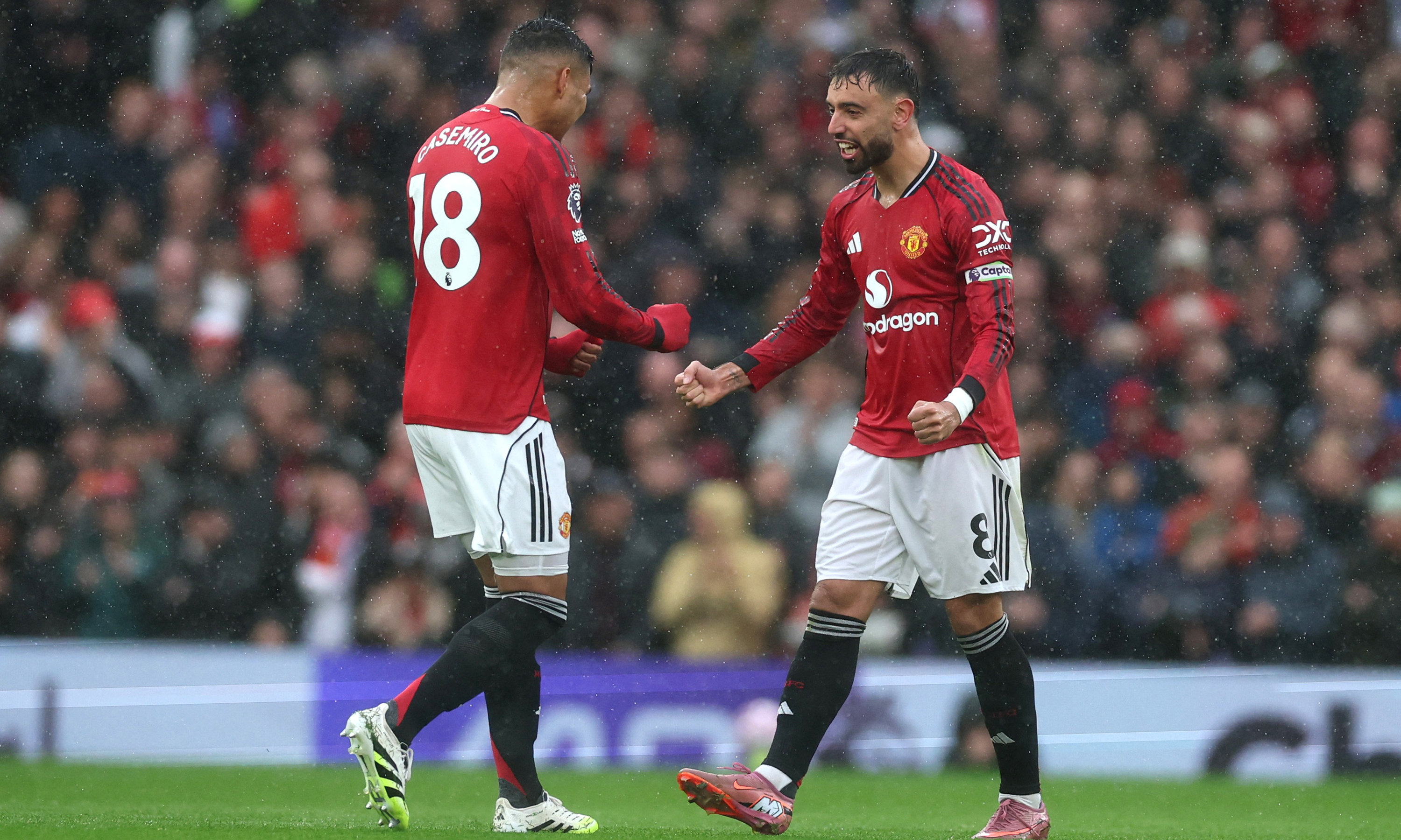 Manchester United dev maçı kazandı, ligde nefes aldı