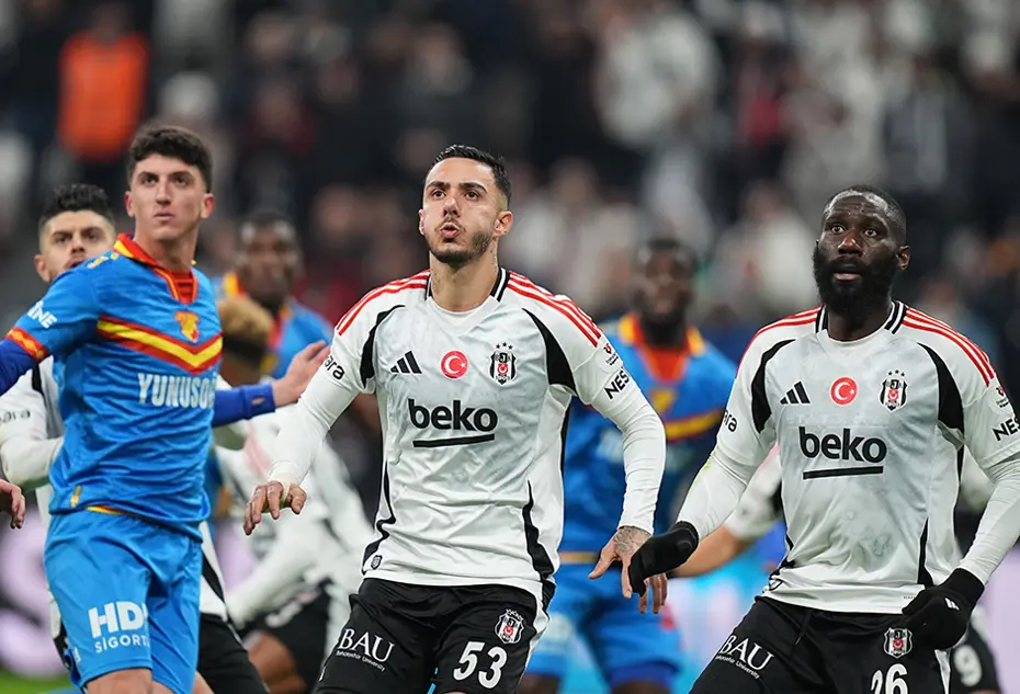 Beşiktaş'a derbi öncesi bir kötü haber daha: Forma giyemeyecek - 4