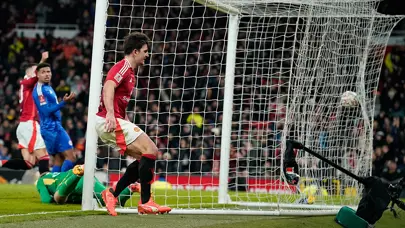 Manchester United, FA Cup'ta son nefeste turladı