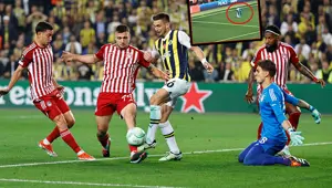 Fenerbahçe maçında 3 penaltı kurtaran kaleciden "muska" itirafı Fenerbahçe maçında 3 penaltı kurtaran kaleciden "muska" itirafı