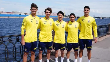 Fenerbahçe'de iki genç isim kiralık olarak ayrıldı