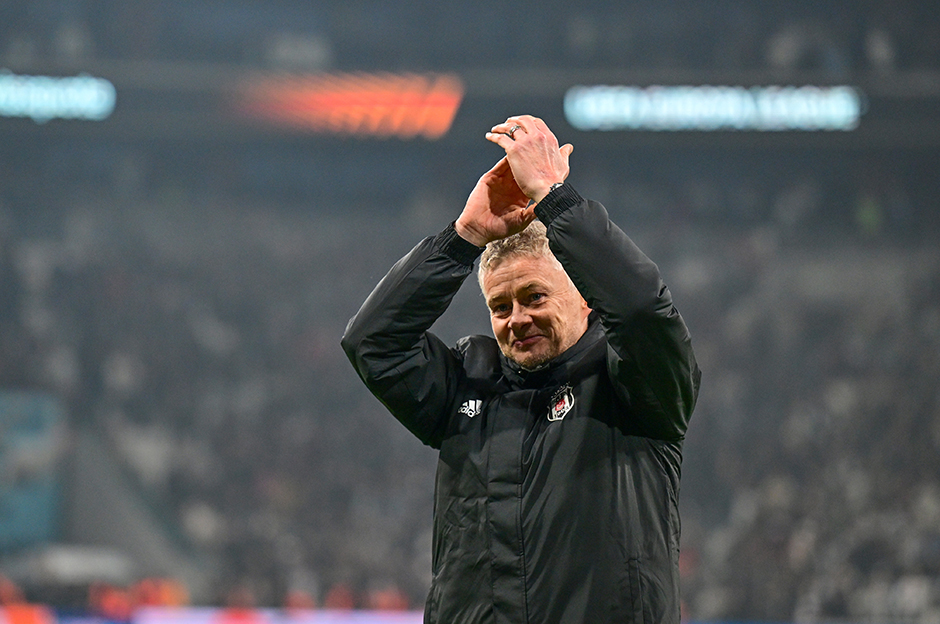 Beşiktaş'ta beklenen oldu: Solskjaer'in ekibine dahil oldu, görevine başladı