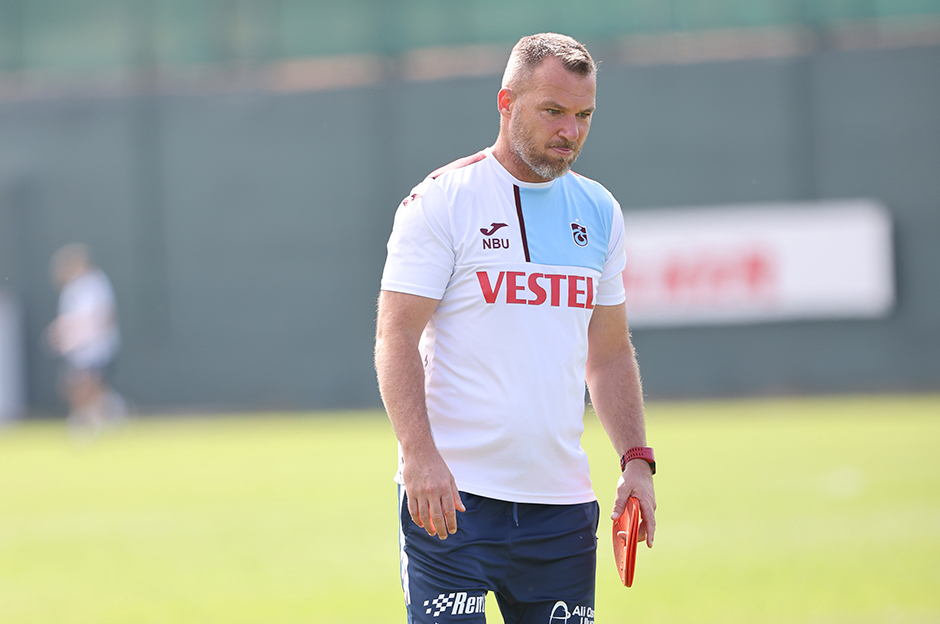 Bjelica'nın yardımcısı ceza sınırında