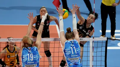 VakıfBank çeyrek final ilk maçında kaybetti