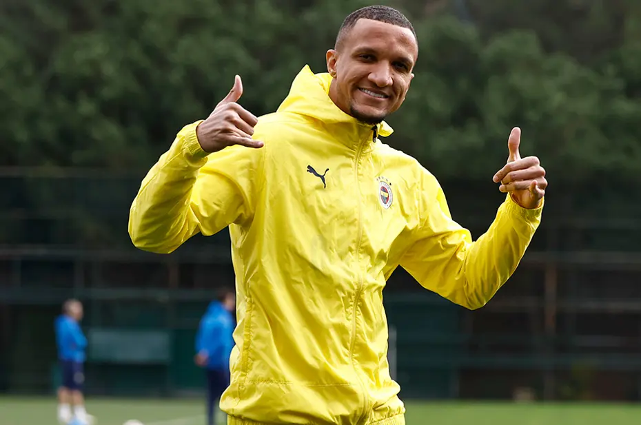 "Fenerbahçe'den Medina'ya 11 milyon dolar" | Transfer Hattı (22 Ağustos 2024) - 2 "Fenerbahçe'den Medina'ya 11 milyon dolar" | Transfer Hattı (22 Ağustos 2024) - 2