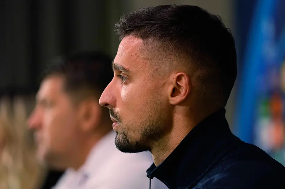 Sırp basını tepkili: Rade Krunic, Şampiyonlar Ligi'nde geceye damga vurdu - 4 Sırp basını tepkili: Rade Krunic, Şampiyonlar Ligi'nde geceye damga vurdu - 4