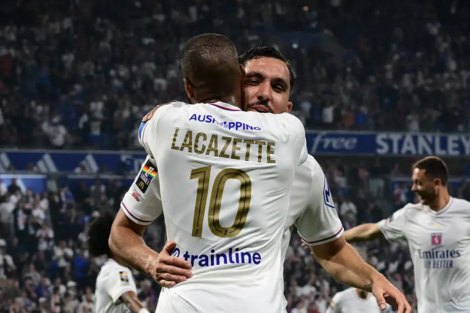 Rayan Cherki, maç sonu ağlayarak transfer kararını açıkladı - 5