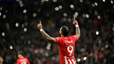 Atletico Madrid 3 ayrılığı resmen duyurdu