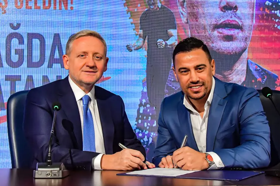 Başakşehir, şampiyon Galatasaray'ı alkışlayacak mı? Resmi açıklama geldi - 4