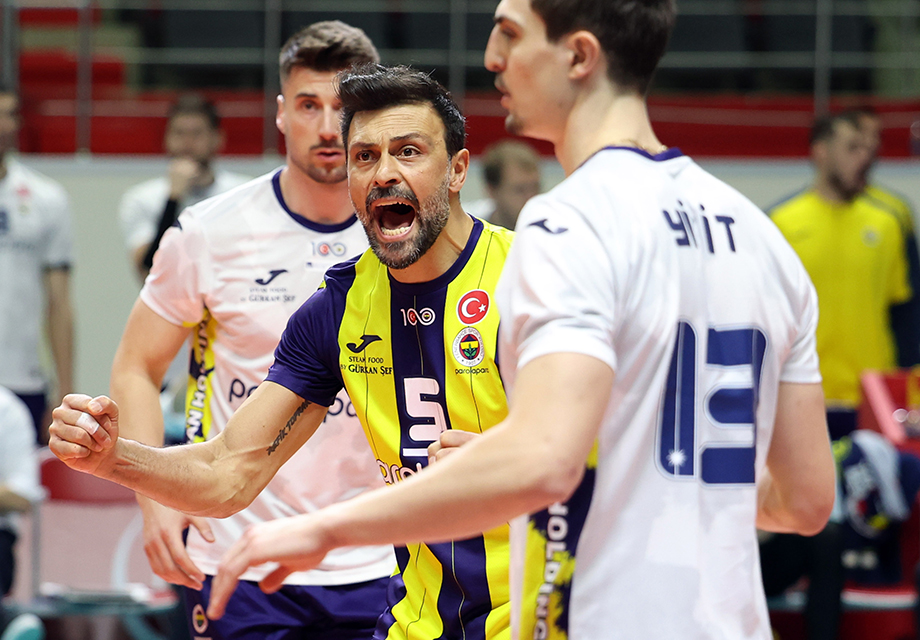 Fenerbahçe Parolapara Dörtlü Final'de