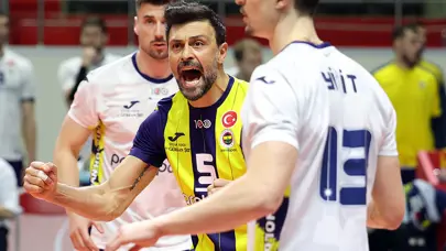 Fenerbahçe Parolapara Dörtlü Final'de