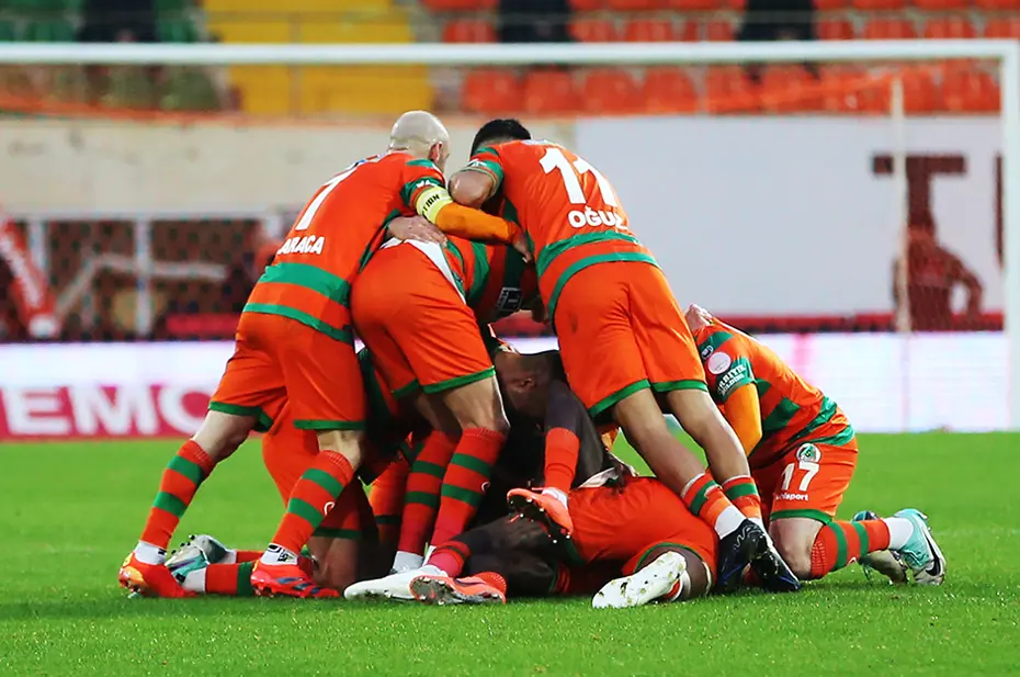 UEFA kulüpler sıralaması güncellendi: Fenerbahçe, Galatasaray ve diğer Türk takımları kaçıncı? - 20