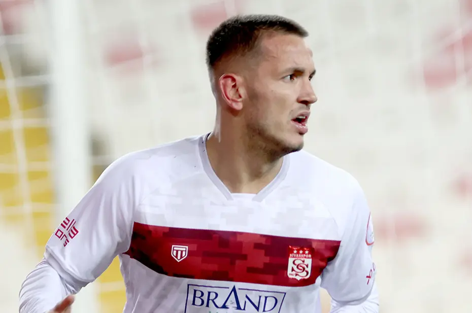 Süper Lig ekibinin golcüsü Trabzonspor'a önerildi: Transfer planı belli oldu - 4