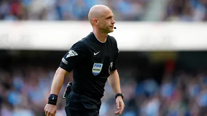 Premier Lig ekibinden Anthony Taylor'a tepki