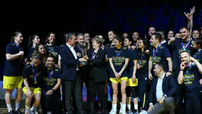 Fenerbahçe Alagöz Holding, Euroleague şampiyonu!