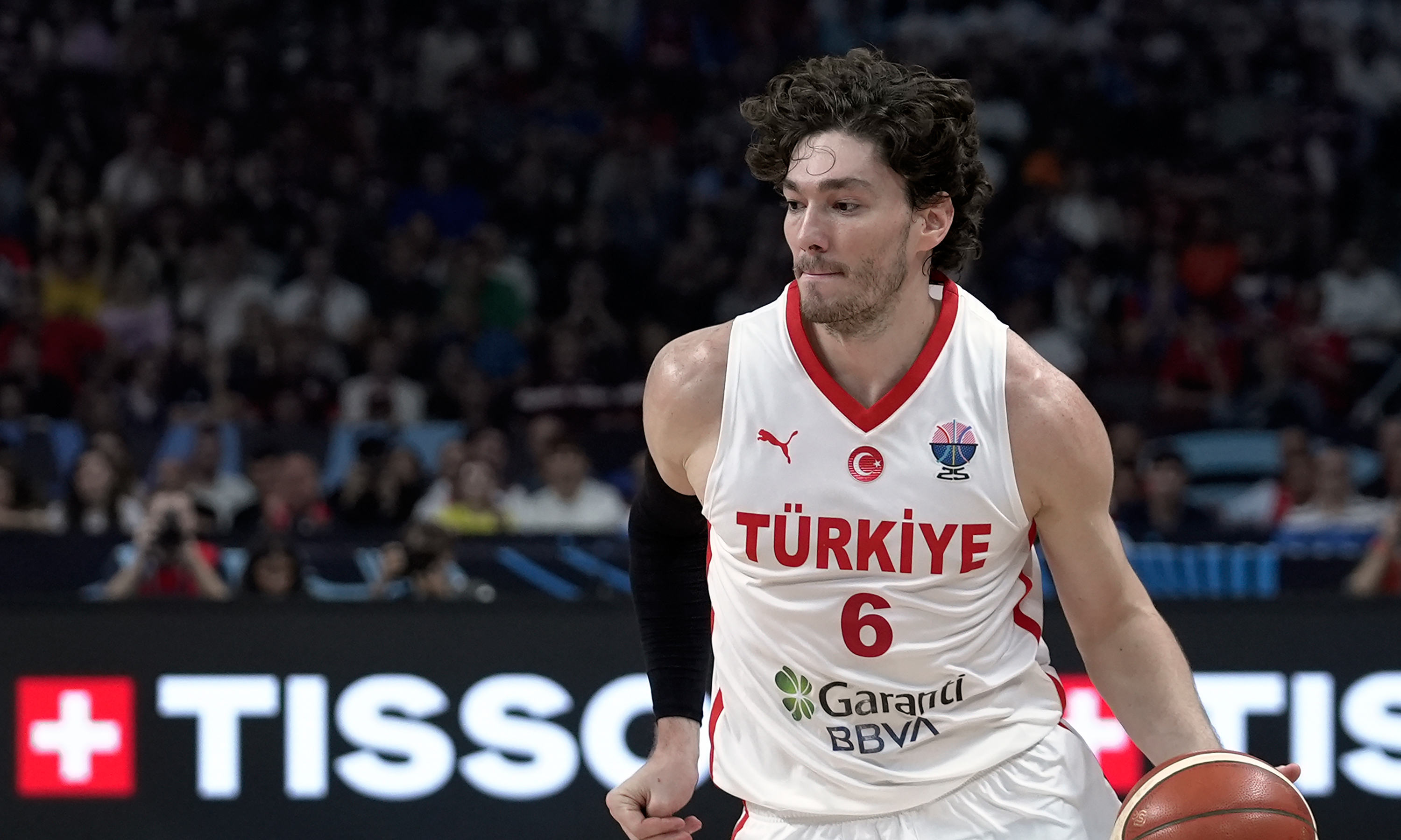 Ergin Ataman'dan Cedi Osman'ın sakatlığı için açıklama