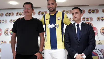 Youssef En-Nesyri imzayı attı: "Rakip forvetlere bakmıyorum"