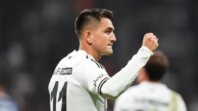 Beşiktaş'ın Cengiz Ünder'den tek isteği var: "Tamam" dediği an bonservisi Fenerbahçe'den alınacak Beşiktaş'ın Cengiz Ünder'den tek isteği var: "Tamam" dediği an bonservisi Fenerbahçe'den alınacak