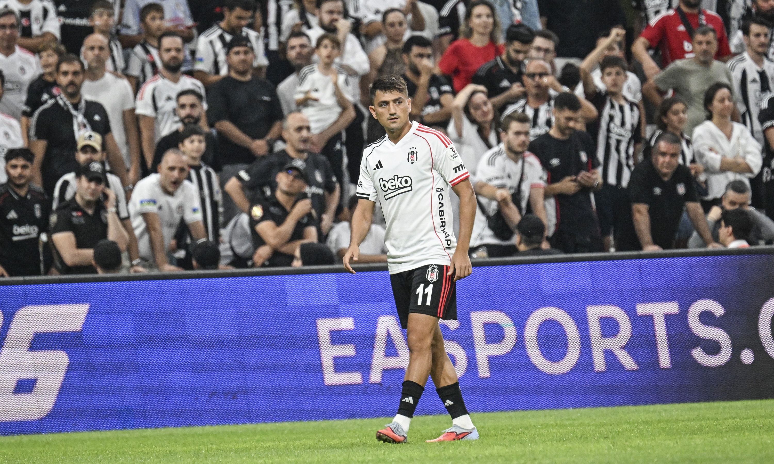 Cengiz Ünder'i duygulandıran an: "Gözlerim doldu, çok özlemişim"