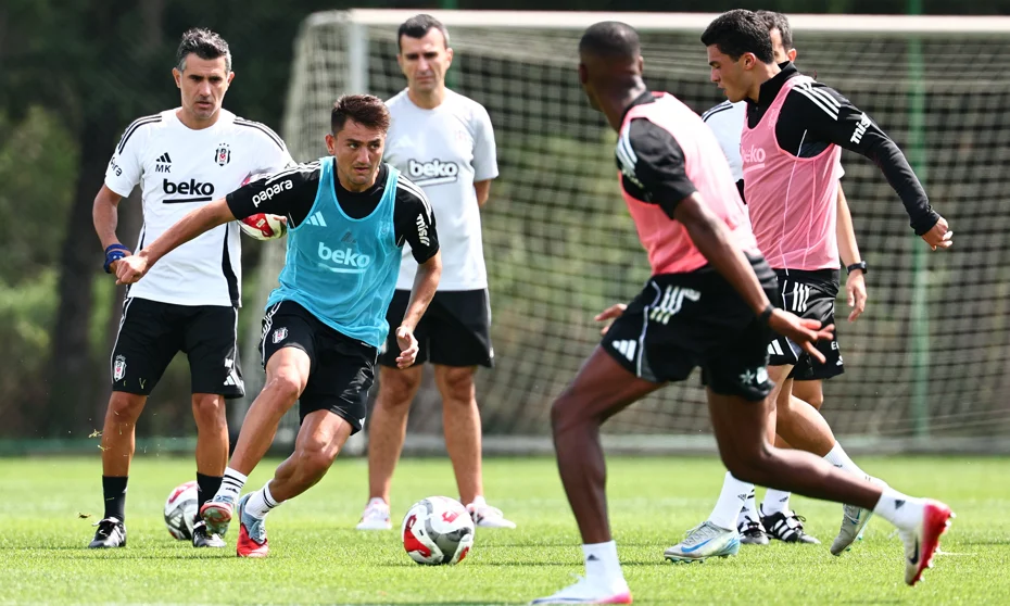 Daha sadece 4 maçta Beşiktaş forması giydi: Sergen Yalçın'dan flaş Cengiz Ünder kararı, yönetime bildirdi - 1