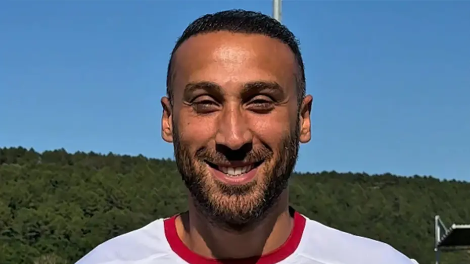 Cenk Tosun'un transferi resmileşti: "Asırlık çınara hoş geldin" diyerek duyurdular - 2 Cenk Tosun'un transferi resmileşti: "Asırlık çınara hoş geldin" diyerek duyurdular - 2