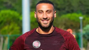 Cenk Tosun'un transferi resmileşti: "Asırlık çınara hoş geldin" diyerek duyurdular Cenk Tosun'un transferi resmileşti: "Asırlık çınara hoş geldin" diyerek duyurdular
