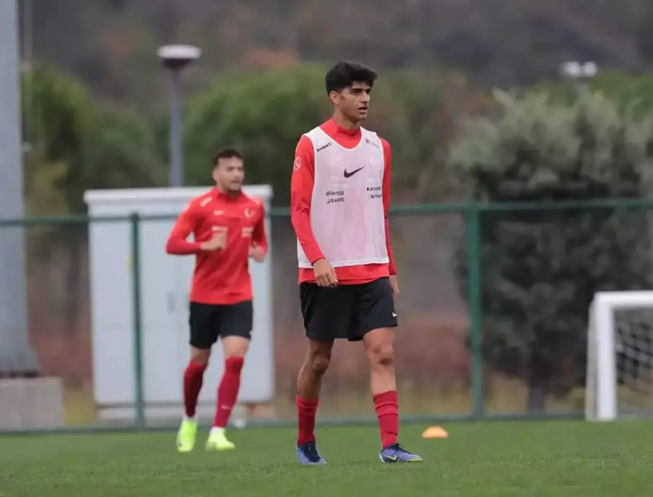 Ayvalıkgücü'nden Galatasaray için resmi transfer açıklaması geldi: Tam 22 golü var - 2