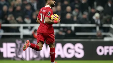 Premier Lig'de derbi ertelendi
