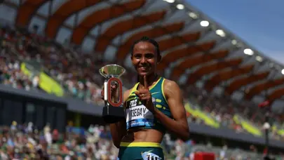 Etiyopyalı atlet Gudaf Tsegay dünya rekoru kırdı