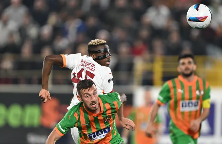 Osimhen, Al Hilal ile anlaştı mı? Nijeryalıyı Galatasaray'a getiren menajer açıkladı - 2 Osimhen, Al Hilal ile anlaştı mı? Nijeryalıyı Galatasaray'a getiren menajer açıkladı - 2